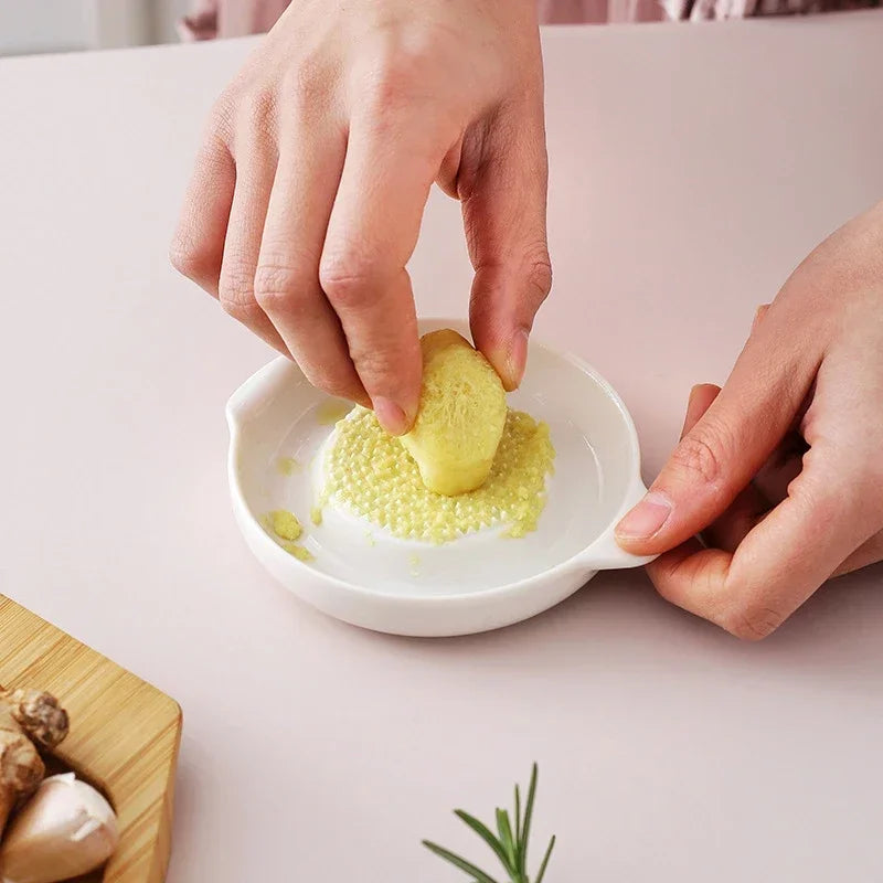 FlavorFresh™ Ceramic Grater