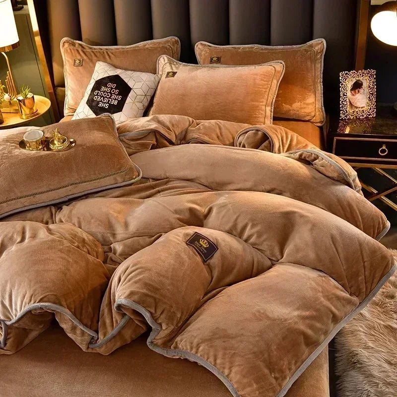 Milk Velvet Bedding Set — Warm Duvet Cover, Sheet & Pillowcases